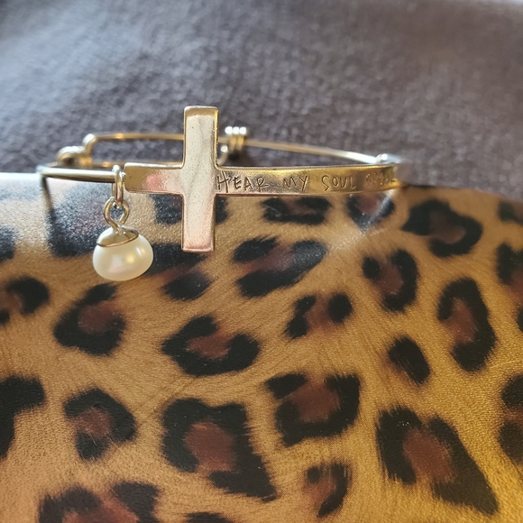 Sterling Silver Bangle w/Pearl - Picture 1 of 4